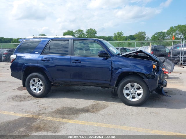 Toyota 4RUNNER SR5 2018 JTEBU5JR2J5483336 Image 13