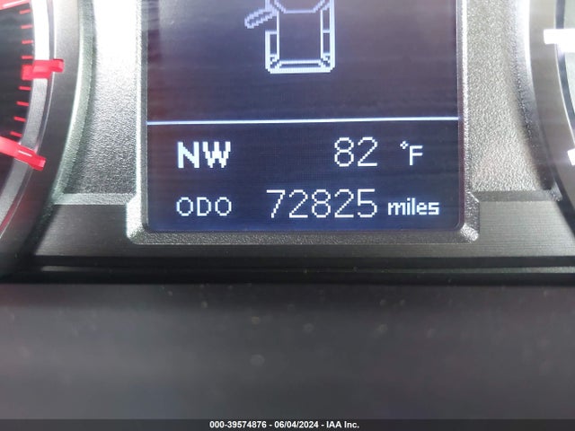 Toyota 4RUNNER SR5 2018 JTEBU5JR2J5483336 Image 15