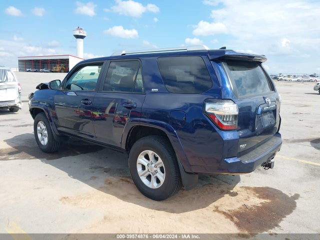 Toyota 4RUNNER SR5 2018 JTEBU5JR2J5483336 Image 3
