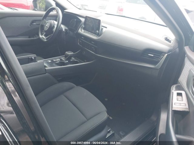 5N1BT3AA9PC899325 Nissan Rogue S Fwd