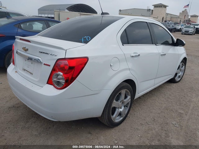 Chevrolet Sonic Ltz Auto 2016 1G1JE5SB1G4160921 Image 4