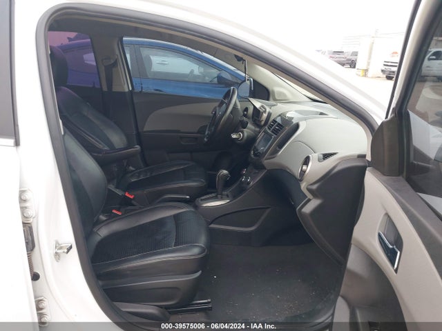 Chevrolet Sonic Ltz Auto 2016 1G1JE5SB1G4160921 Image 5