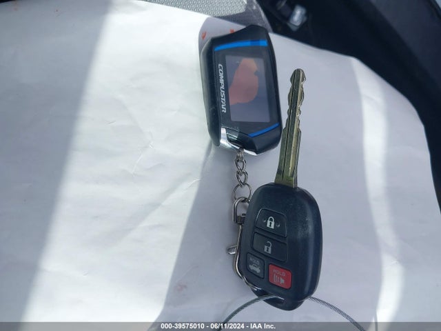Toyota Corolla Le Plus 2014 2T1BURHE9EC206299 Image 11