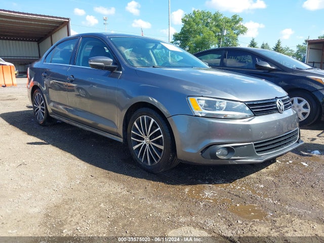 2014 3VWLL7AJ9EM413170 main image