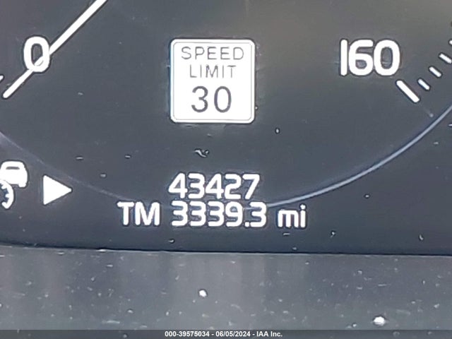 YV4A221K7M1683984 Volvo Xc90 T6 Momentum 6 Passenger