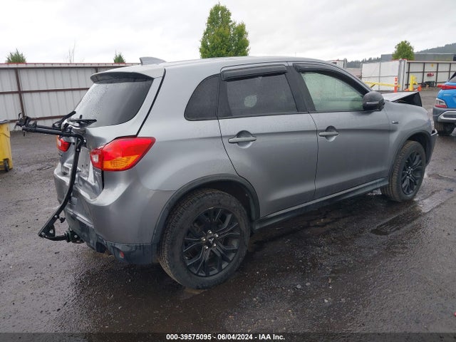 JA4AP3AU5HZ043706 Mitsubishi Outlander Sport 2.0 Le