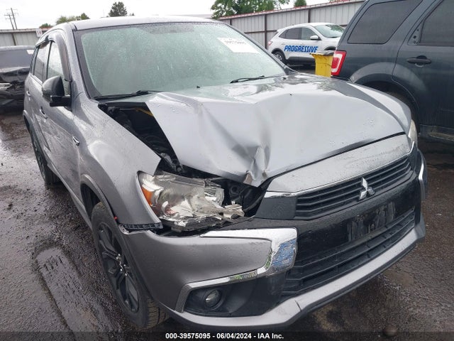 JA4AP3AU5HZ043706 Mitsubishi Outlander Sport 2.0 Le