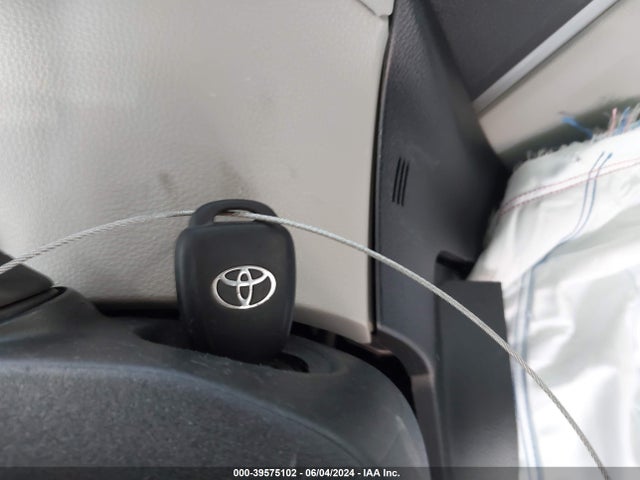 Toyota Corolla Cross L 2023 7MUAAABG5PV044767 Image 11