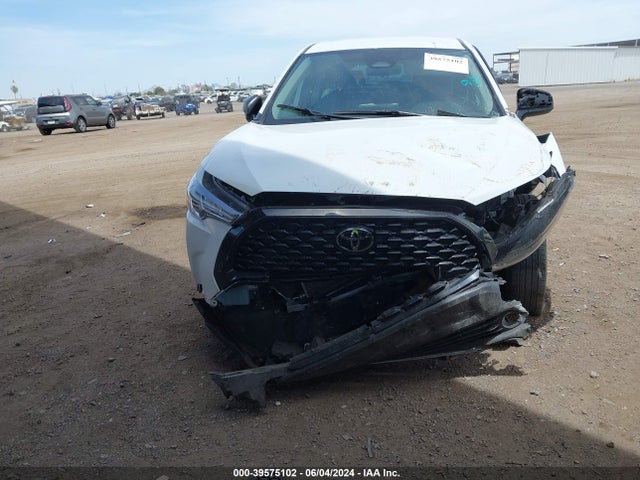 Toyota Corolla Cross L 2023 7MUAAABG5PV044767 Image 12