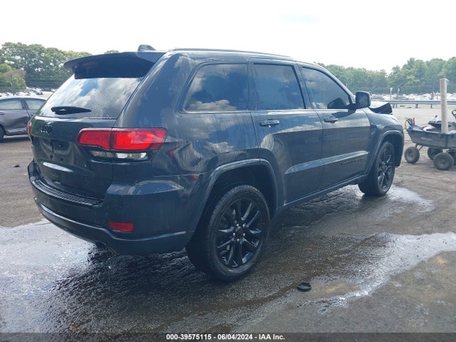 1C4RJFAG8JC332772 Jeep Grand Cherokee Altitude 4x4