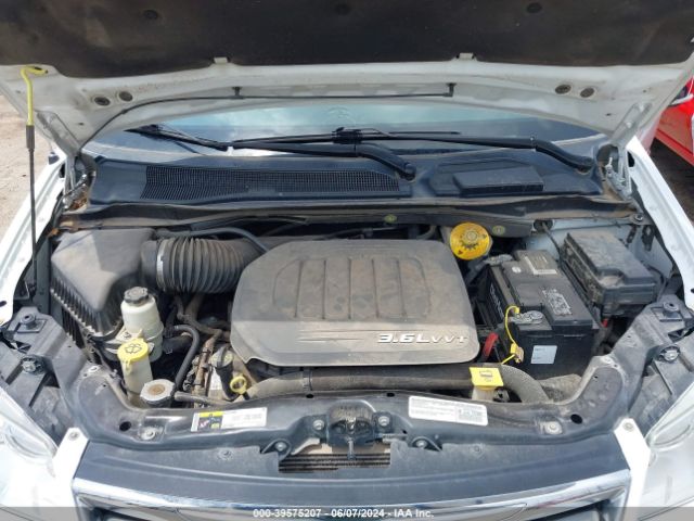 2C4RC1CG5FR561886 Chrysler Town & Country Touring-l