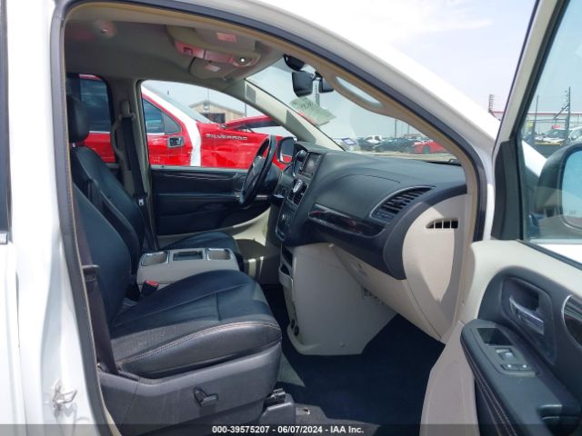 2C4RC1CG5FR561886 Chrysler Town & Country Touring-l