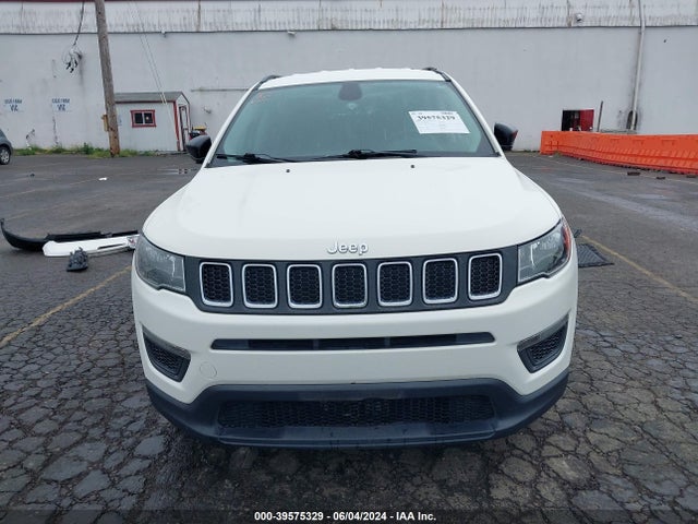 3C4NJCAB9JT107010 Jeep Compass Sport Fwd