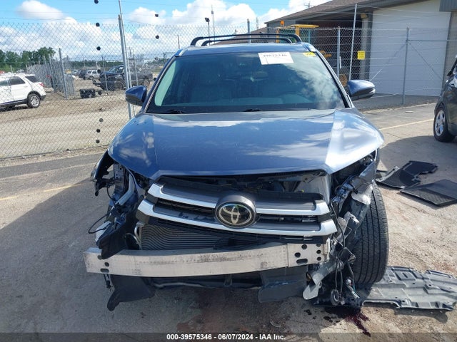 Toyota Highlander Xle 2018 5TDJZRFH3JS869153 Image 13