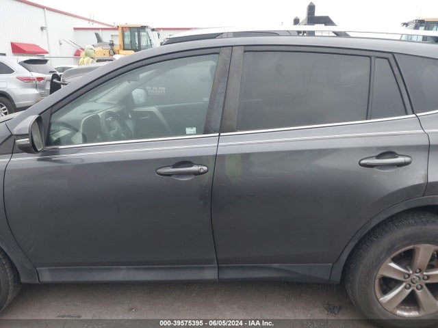 Toyota Rav4 Xle 2015 2T3WFREVXFW181839 Image 14