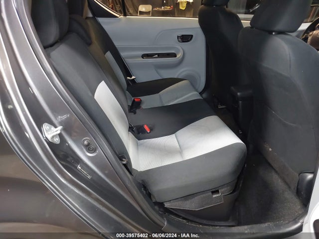 Toyota Prius C Three 2014 JTDKDTB37E1071350 Image 8