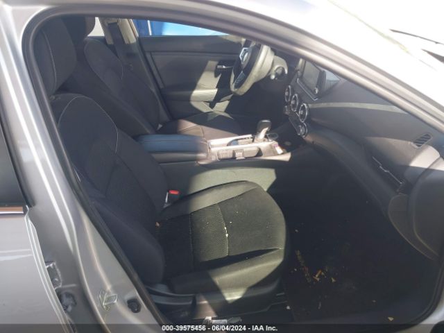 3N1AB8BV2LY269619 Nissan Sentra S Xtronic Cvt