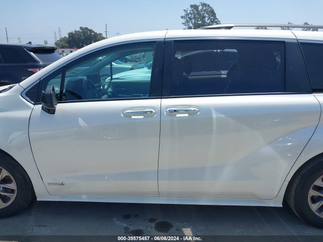 Toyota SIENNA XLE 2021 5TDYRKEC9MS026185 Image 14