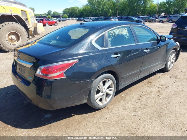 2014 Nissan Altima 2.5 Sl მანქანა იყიდება აუქციონზე, vin: 1N4AL3AP2EC147215, აუქციონის ნომერი: 39575489