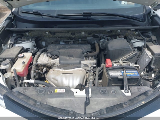 Toyota RAV4 SE 2018 JTMJFREV8JJ258662 Image 10