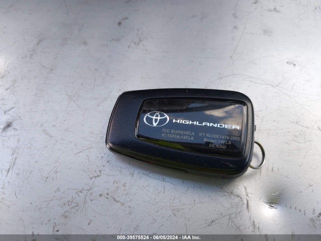 Toyota Highlander Xle 2022 5TDGZRAH0NS142740 Image 11