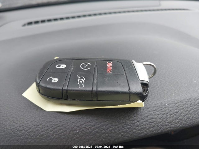 1C4RJFBG2GC506150 Jeep Grand Cherokee Limited