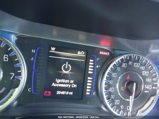 1C3CCCAB8FN587117 Chrysler 200 Limited