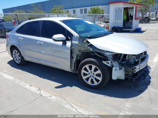 Toyota COROLLA LE 2021 5YFEPMAEXMP239019 главное изображение