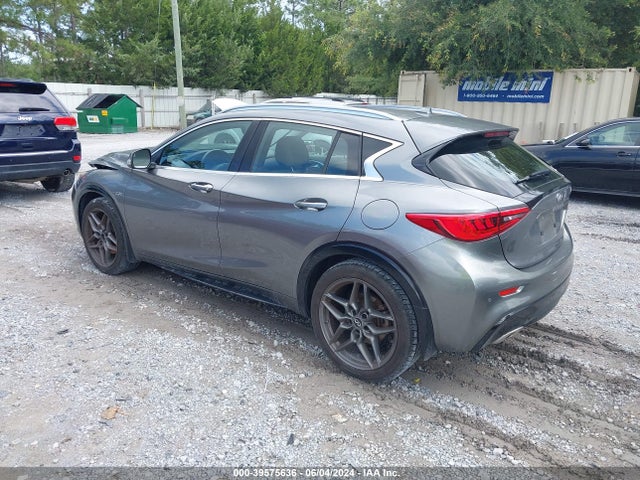 SJKCH5CP3HA021858 Infiniti Qx30 Premium
