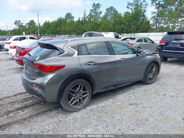 SJKCH5CP3HA021858 Infiniti Qx30 Premium