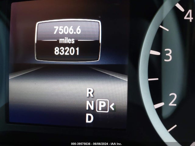 SJKCH5CP3HA021858 Infiniti Qx30 Premium