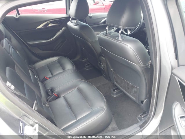 SJKCH5CP3HA021858 Infiniti Qx30 Premium