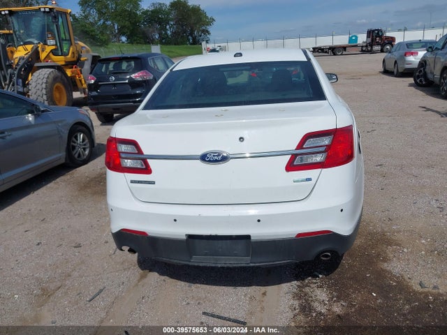 Ford Police Interceptor 2015 1FAHP2MK1FG208173 Image 16