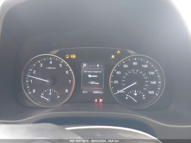 5NPD84LF4JH215791 Hyundai ELANTRA SEL