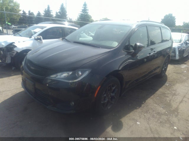 2C4RC1BG5KR560622 Chrysler Pacifica Touring L