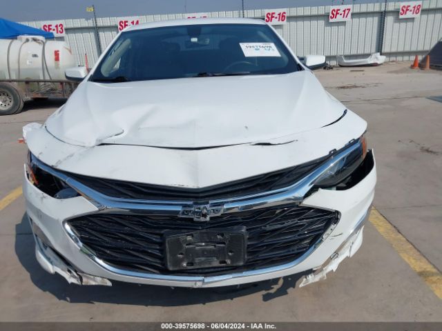 1G1ZG5ST4NF106262 Chevrolet Malibu Fwd Rs