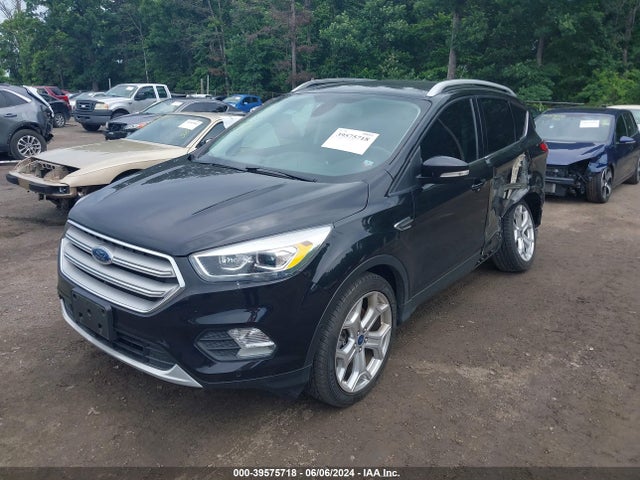 Ford Escape Titanium 2019 1FMCU9J9XKUC31188 Image 2