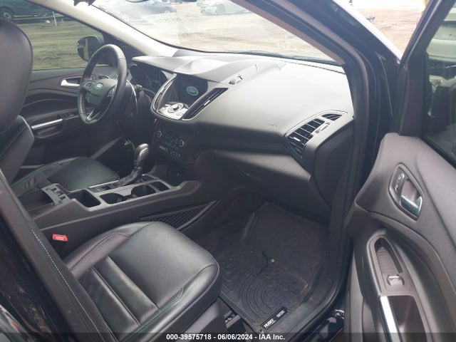 Ford Escape Titanium 2019 1FMCU9J9XKUC31188 Image 5