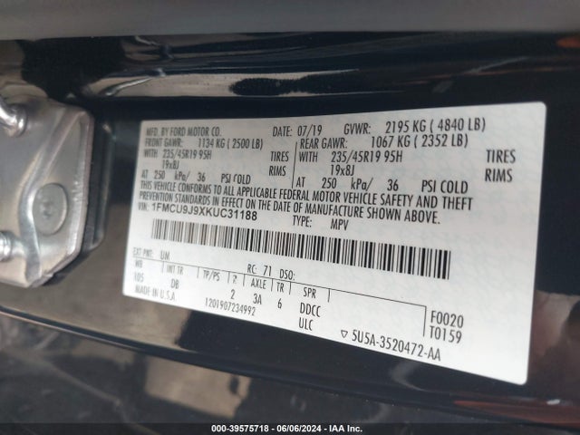Ford Escape Titanium 2019 1FMCU9J9XKUC31188 Image 9