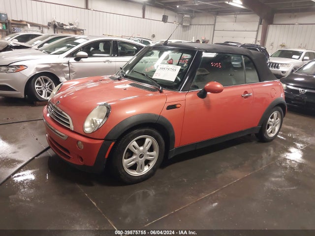 2006 MINI COOPER WMWRF33526TG14702 Photo 1