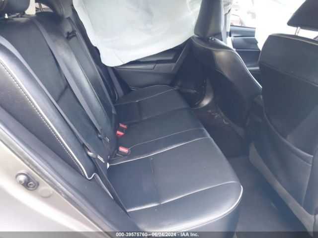 2T1BURHE9JC977775 Toyota Corolla Xle