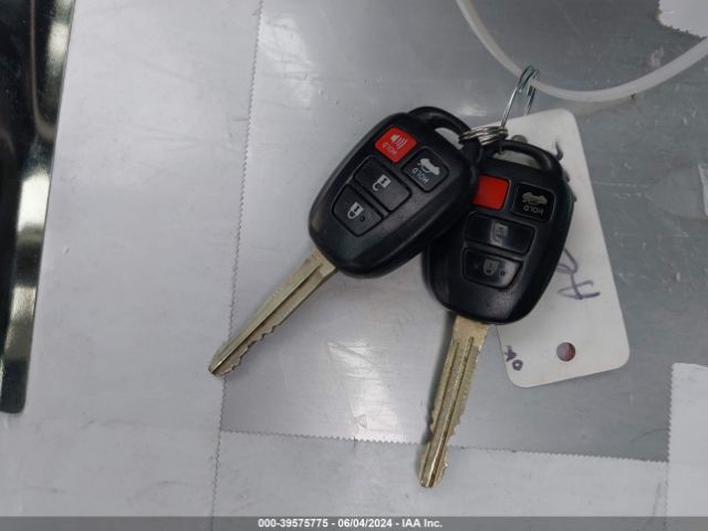 5YFBURHE2FP266605 Toyota Corolla S Plus