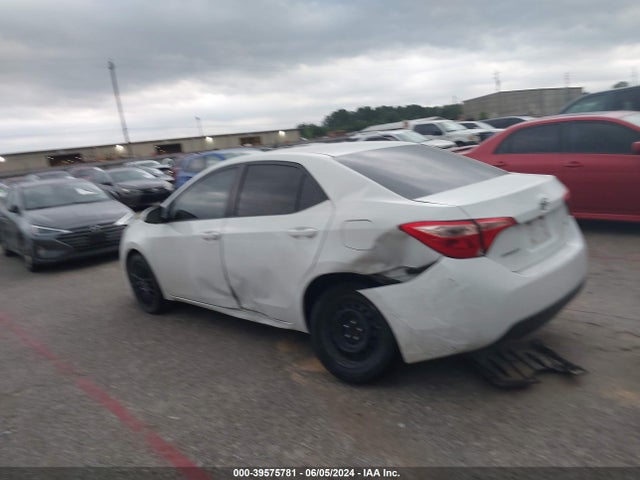 Toyota COROLLA LE 2017 5YFBURHE9HP708122 Image 3