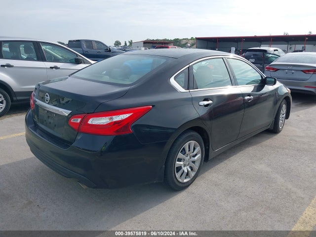 Nissan Altima 2.5 S 2017 1N4AL3AP2HC240627 Image 4