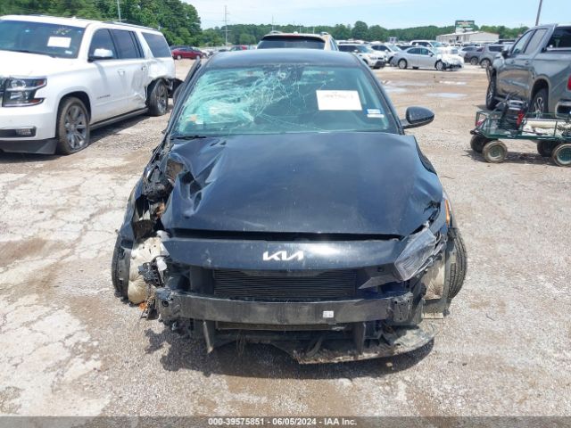 3KPF24AD9RE688064 KIA FORTE LX