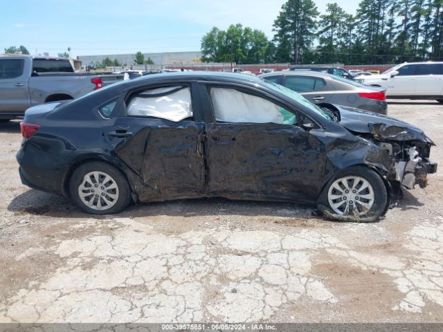 3KPF24AD9RE688064 KIA FORTE LX