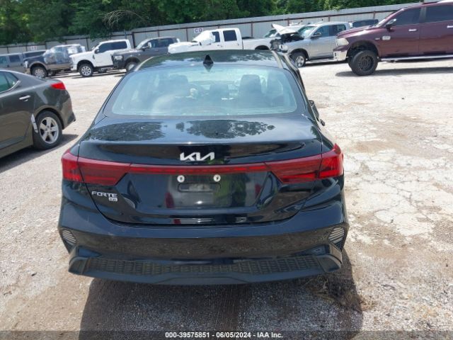 3KPF24AD9RE688064 KIA FORTE LX