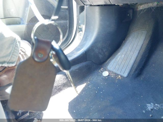 5YFBURHE5GP476424 Toyota COROLLA LE