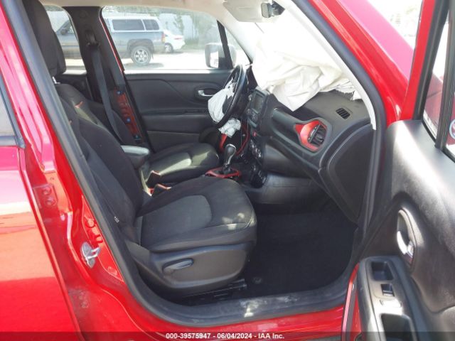 ZACCJBCT2GPE07852 Jeep Renegade Trailhawk