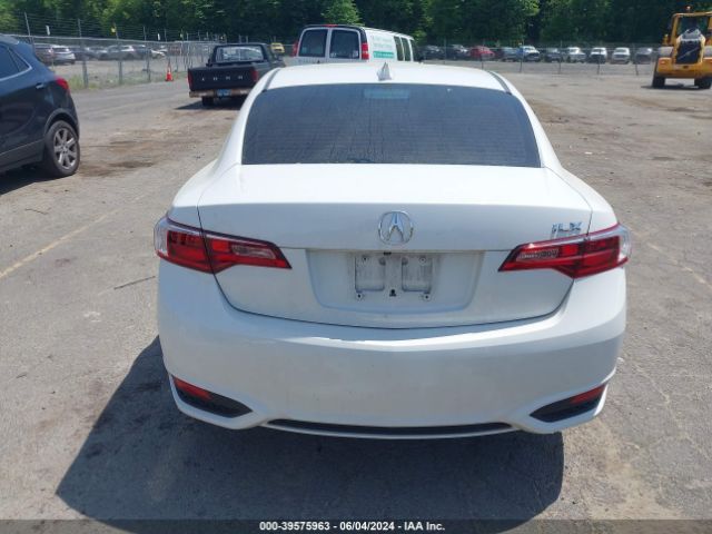 19UDE2F32JA003060 Acura Ilx Acurawatch Plus Package